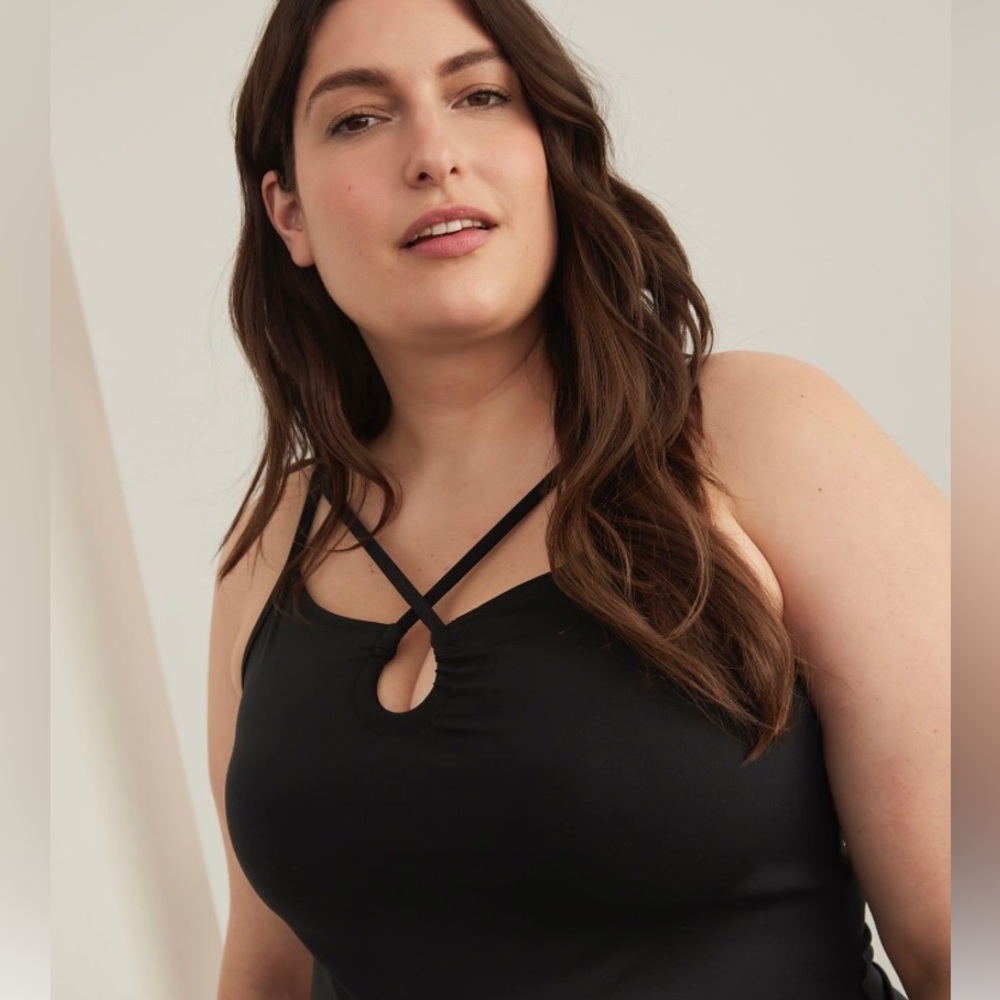 EUC Penningtons Black Strappy Tank Top